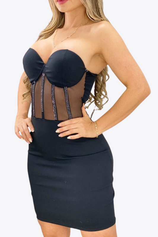 "Sultry Sleeveless Stretch Dress with Bust Cups & Lace Detailing"